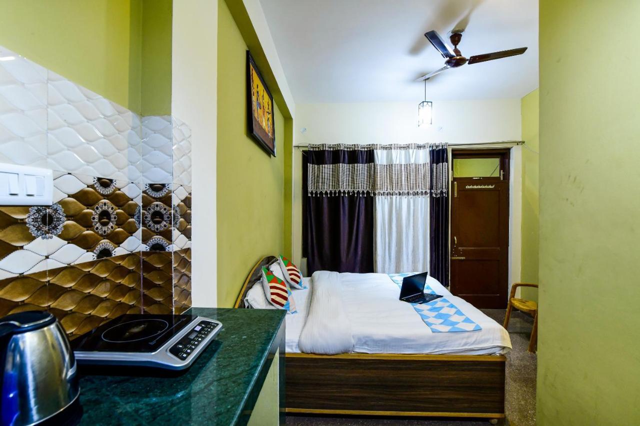 Oyo Home 13409 Cozy Stay Dharamshala Exteriör bild