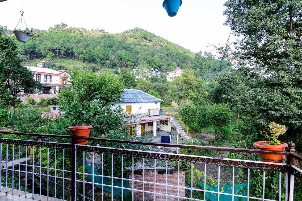 Oyo Home 13409 Cozy Stay Dharamshala Exteriör bild
