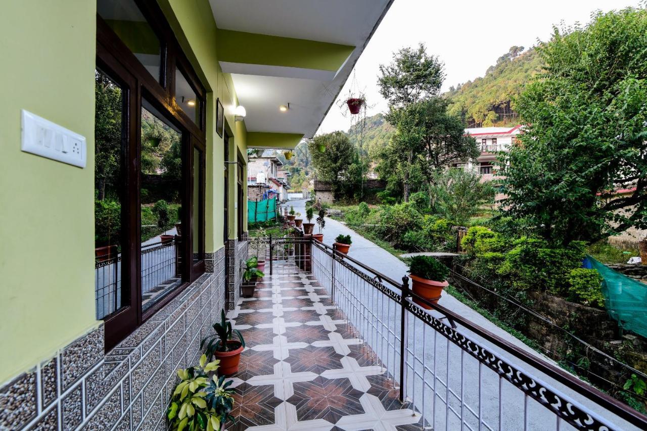 Oyo Home 13409 Cozy Stay Dharamshala Exteriör bild